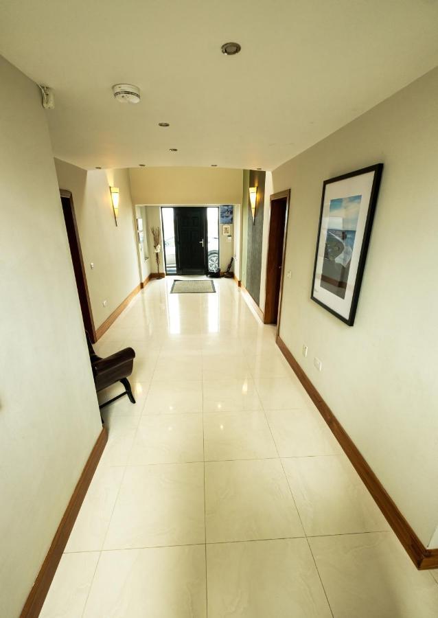 הוילה אניסקרון House By The Sea & Golf Course מראה חיצוני תמונה
